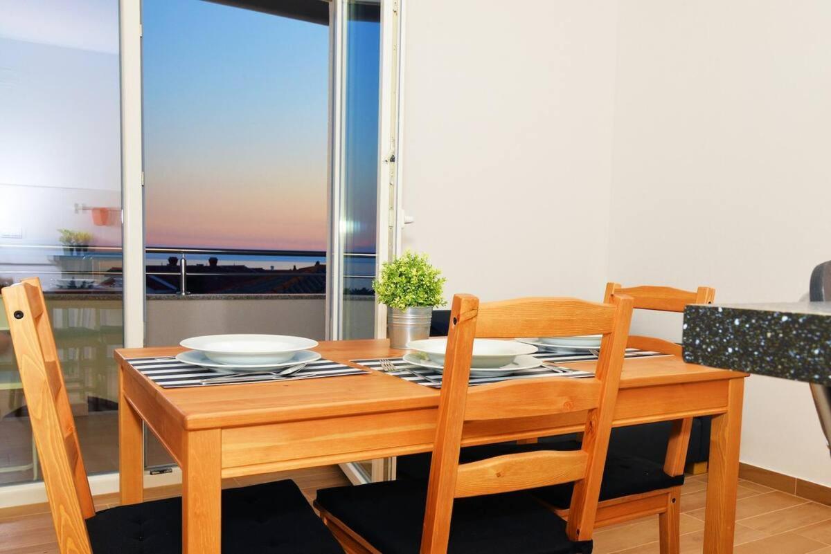 Avada Premium Apartment Novalja Bagian luar foto