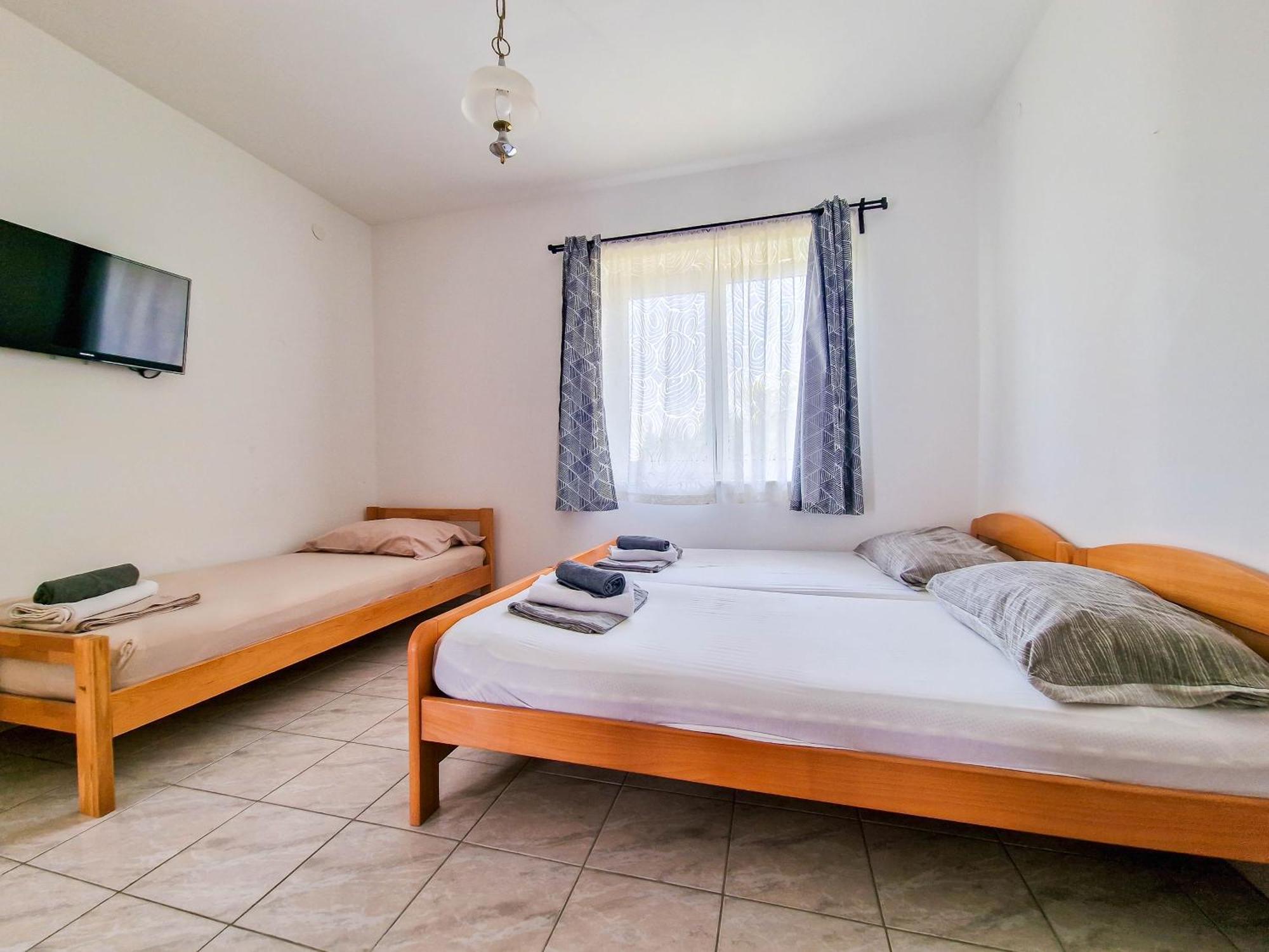 Avada Premium Apartment Novalja Bagian luar foto