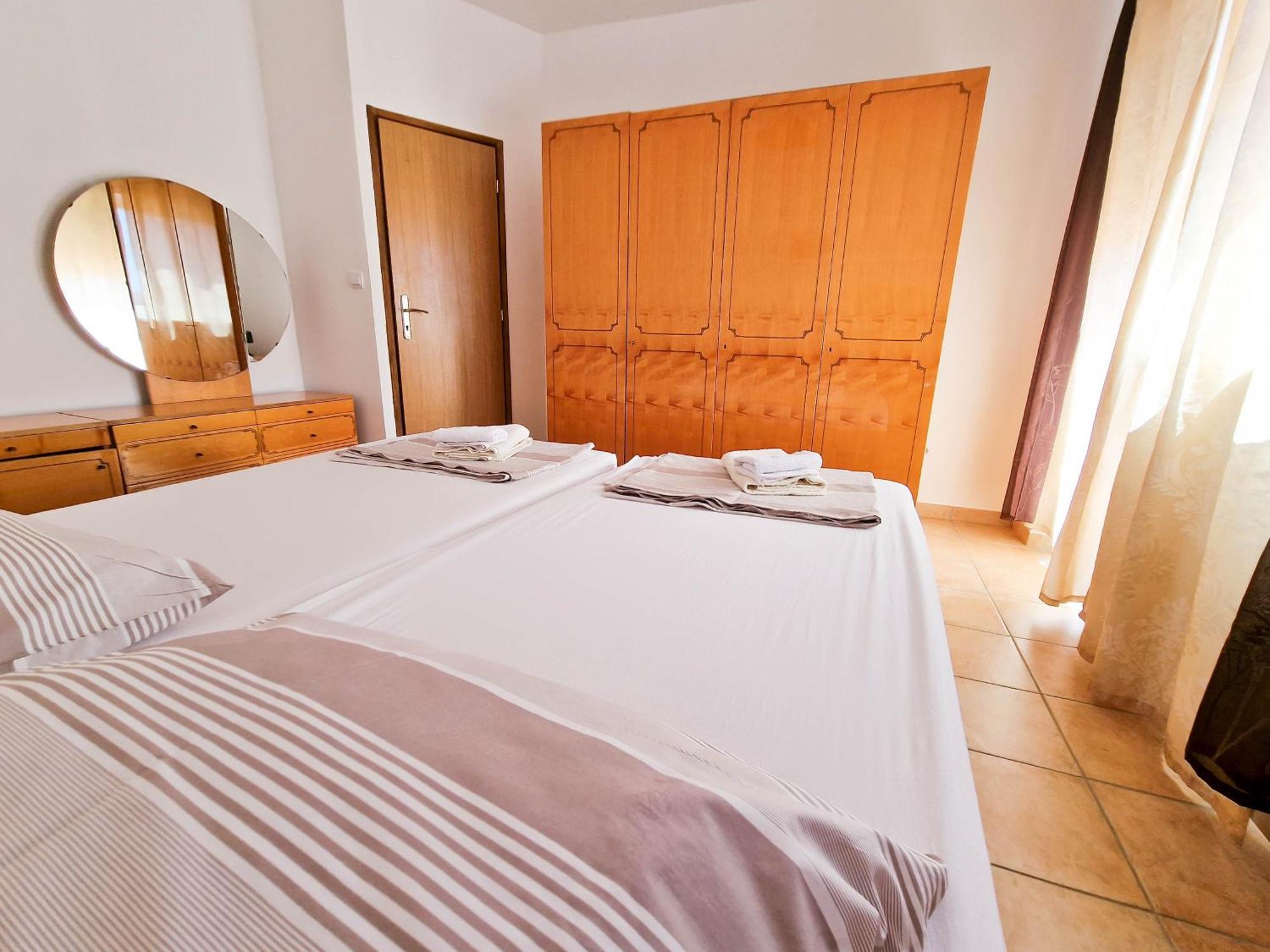 Avada Premium Apartment Novalja Bagian luar foto