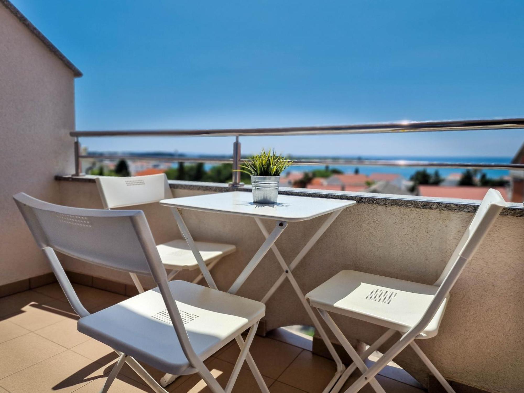 Avada Premium Apartment Novalja Bagian luar foto